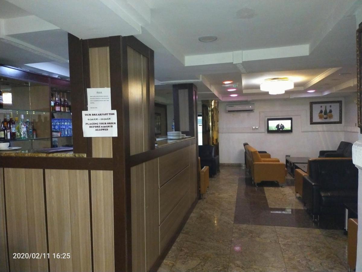 Immaculate Platinum Hotel Abuja Ngoại thất bức ảnh