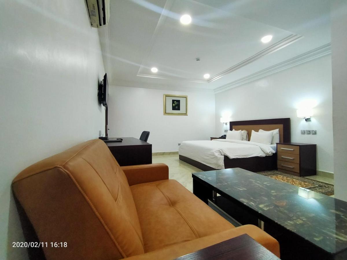 Immaculate Platinum Hotel Abuja Ngoại thất bức ảnh